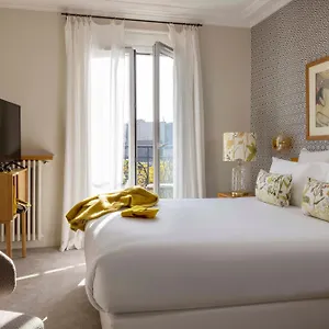 De Banville Otel